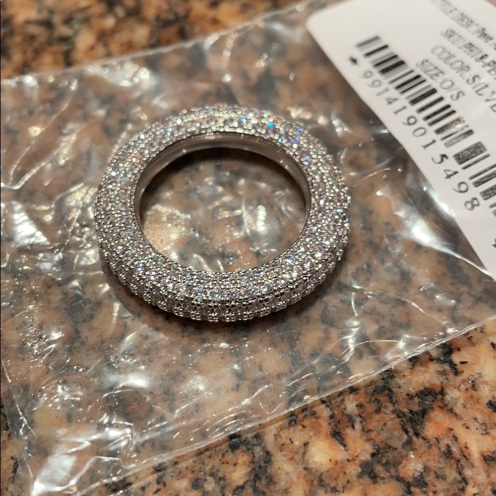 LF Pave ring